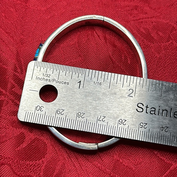 ❤️HOST PICK❤️ Vintage 925 Heavy Solid Sterling Silver Bangle - Picture 7 of 14